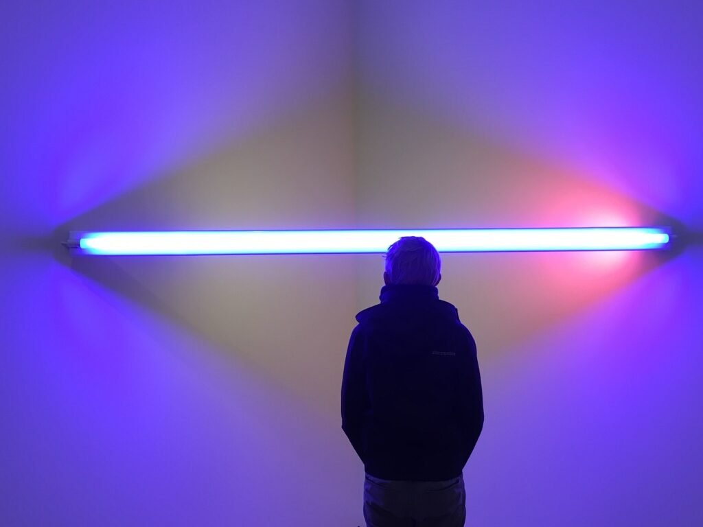 What to Do When Night Shift Insomnia Won't Go Away: Breaking the Cycle 7 night shift worker, fluorescent, light, blue, fluorescent, fluorescent, fluorescent, fluorescent, fluorescent