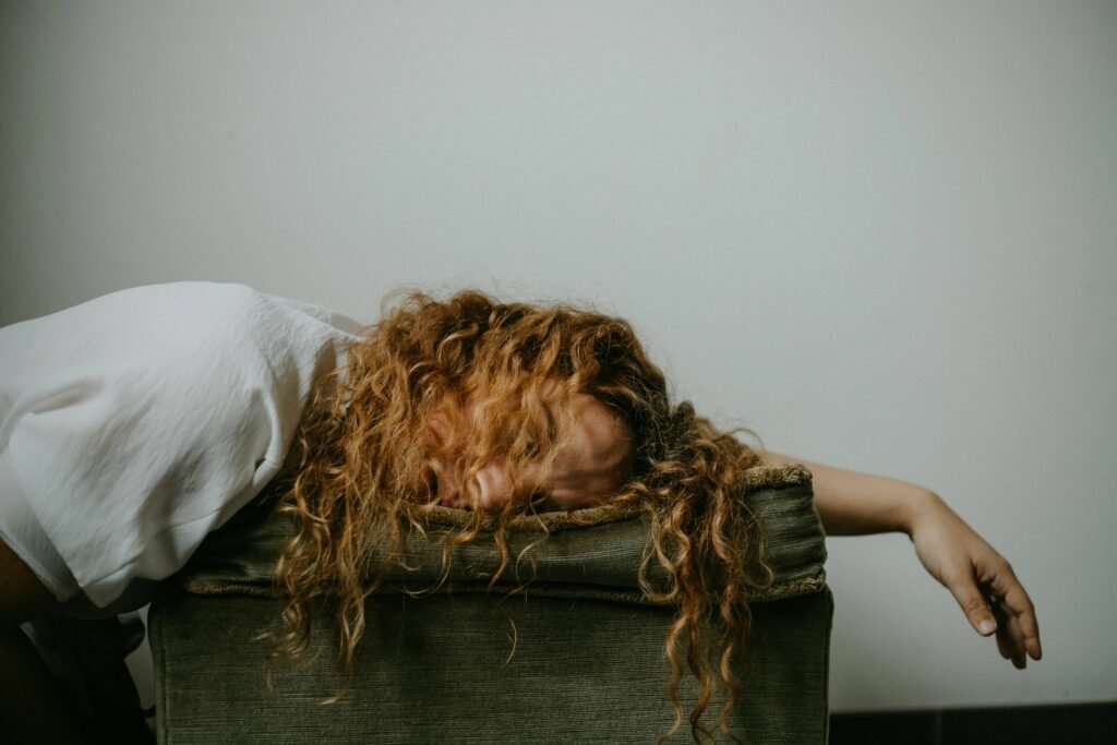 How to Fall Asleep After Night Shift: The Science-Backed Protocol That Actually Works 4 How to Fall Asleep After Night Shift